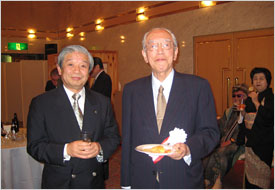 �׍]�p���E�l�Ԏʐ^�܏\�N���j����ɏo��