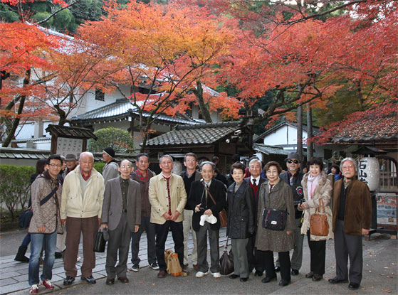 �ΎR���̍g�t�Ƌ���